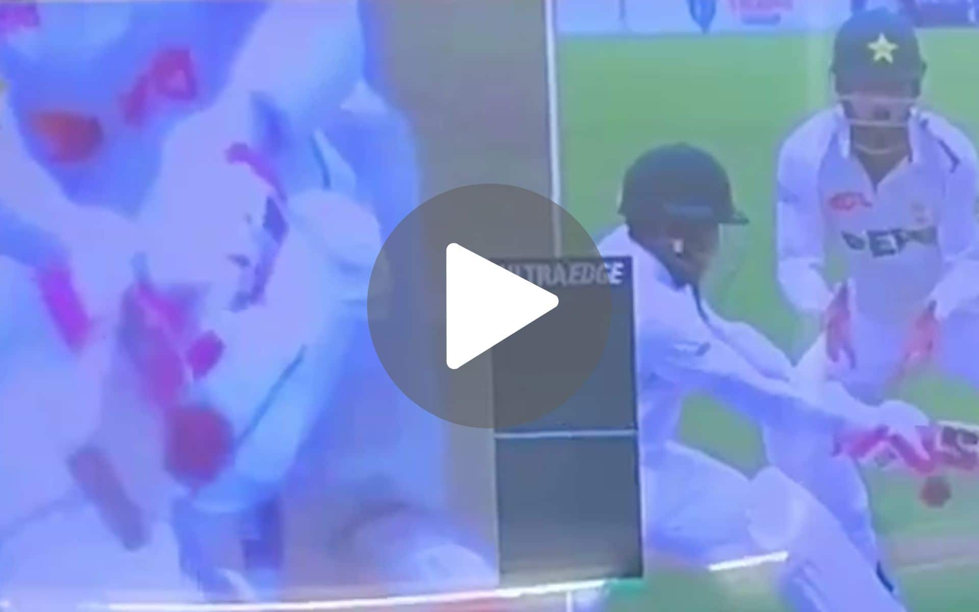 [Watch] Shan Masood, Abrar Do Brainfade Errors As Pakistan Lose Two DRS In Two Balls